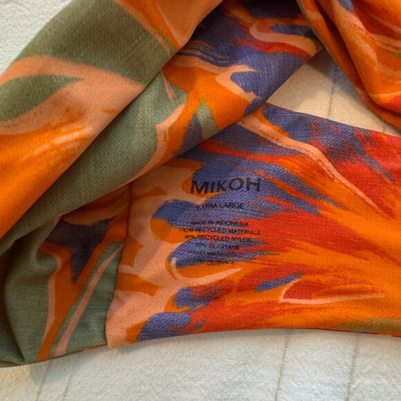 Mikoh XL Bikini Set in Vivid Floral - Malua Top and Noam Bottom - Picture 6 of 8